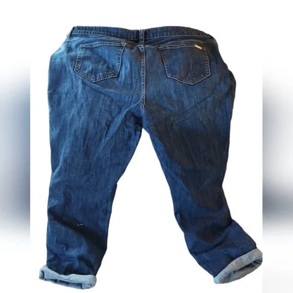 J. Lo Cropped Denim Jeans - Picture 3 of 6